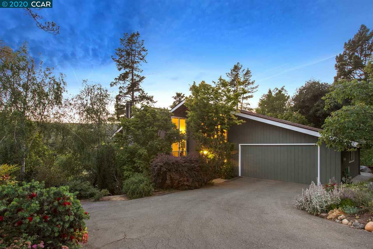 Property Photo:  11 Ketelsen Ct  CA 94556 