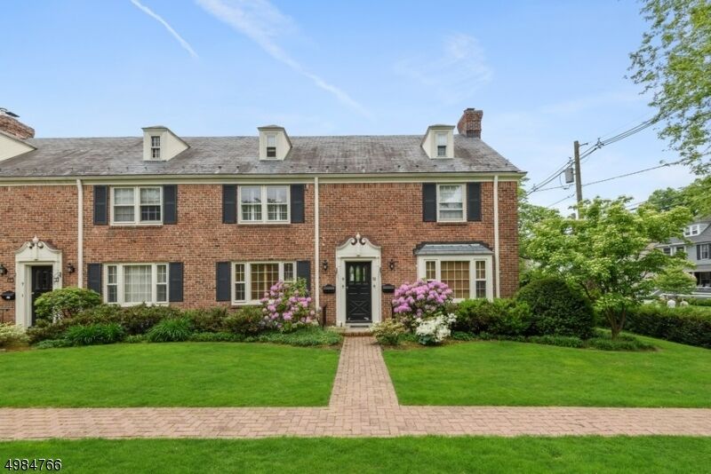 Property Photo:  260 Walnut St 9  NJ 07090 