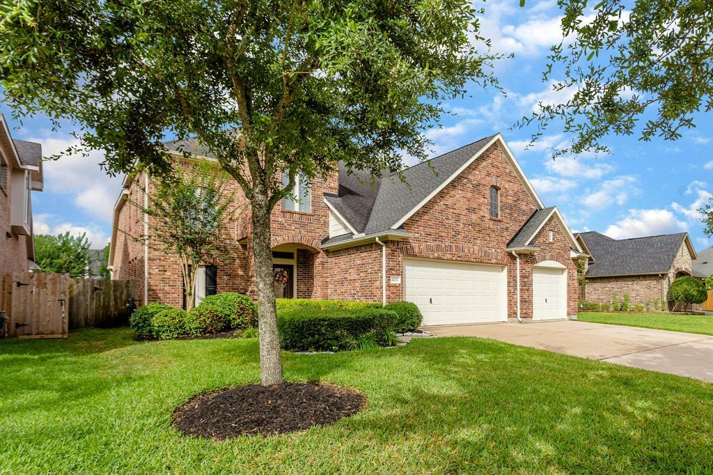 Property Photo: 8853 Snowy Owl Loop TX 77459
