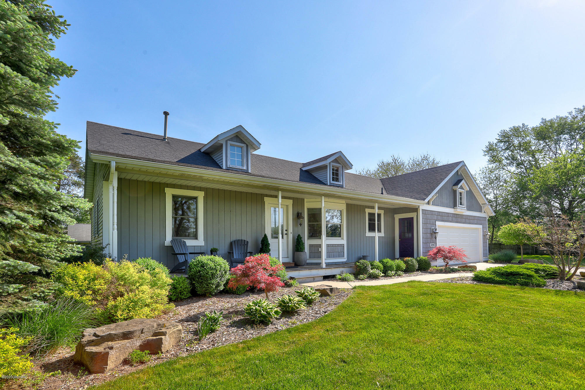 Property Photo: 6289 Balsam Drive MI 49426