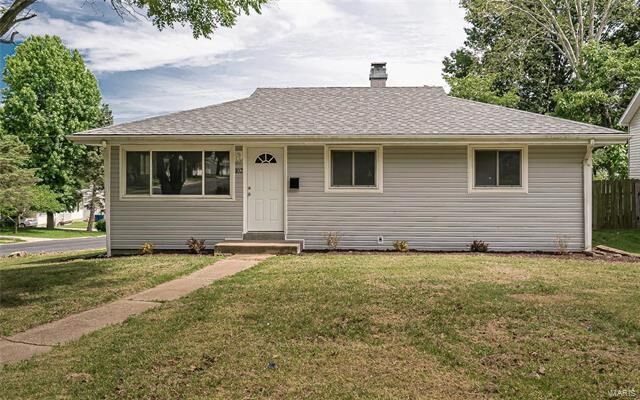 Property Photo:  102 South Pam Avenue   63301 