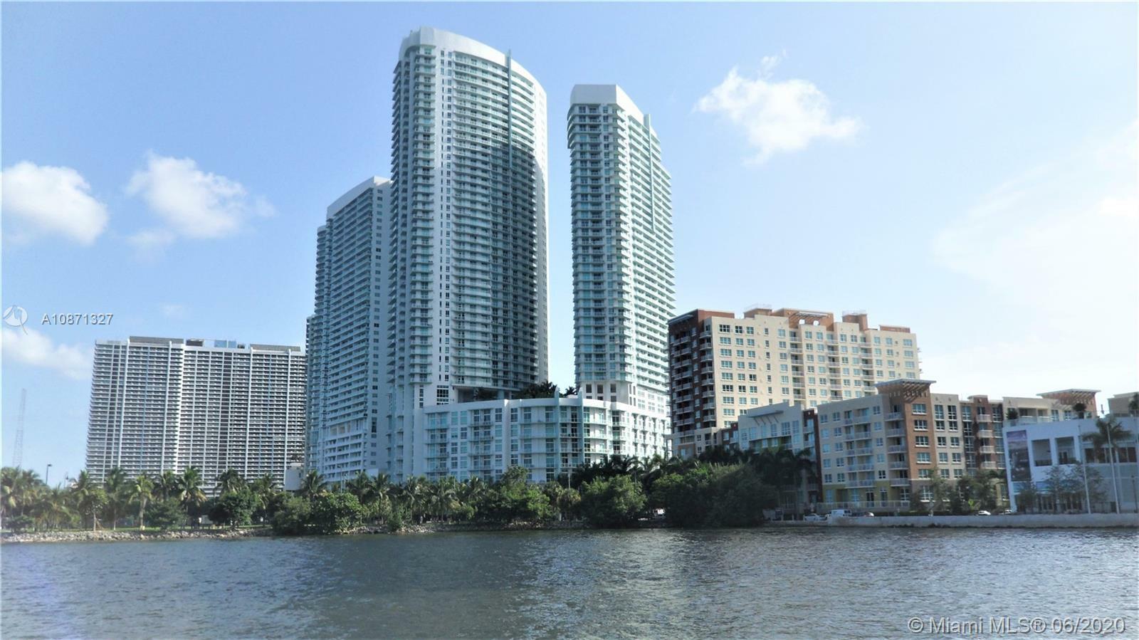 Property Photo:  1900 N Bayshore Dr 1602  FL 33132 