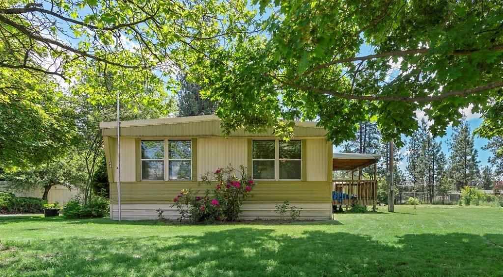 Property Photo:  6443 Circle Dr  WA 99026 