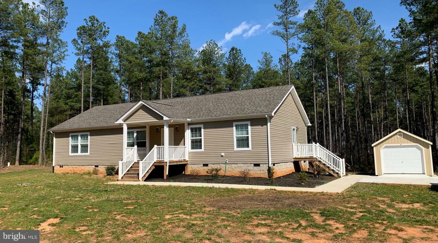 Property Photo: 21449 Carters Gate Road VA 22546