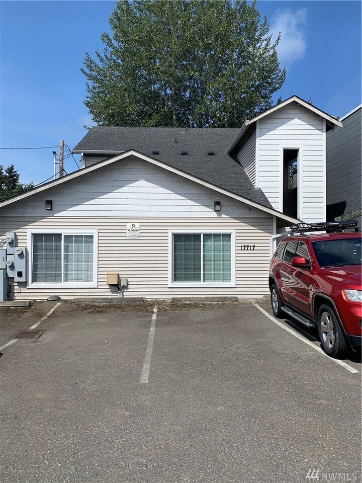 17717 15th Ave NE  Shoreline WA 98155 photo