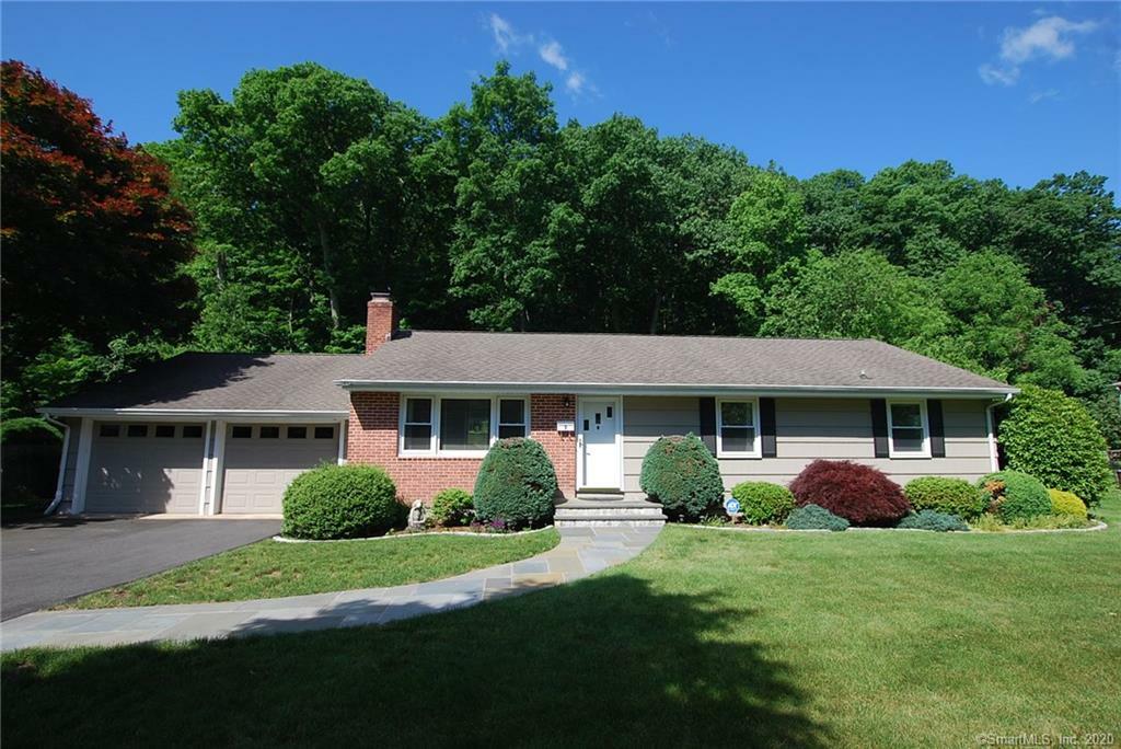 Property Photo:  5 Maher Drive  CT 06850 