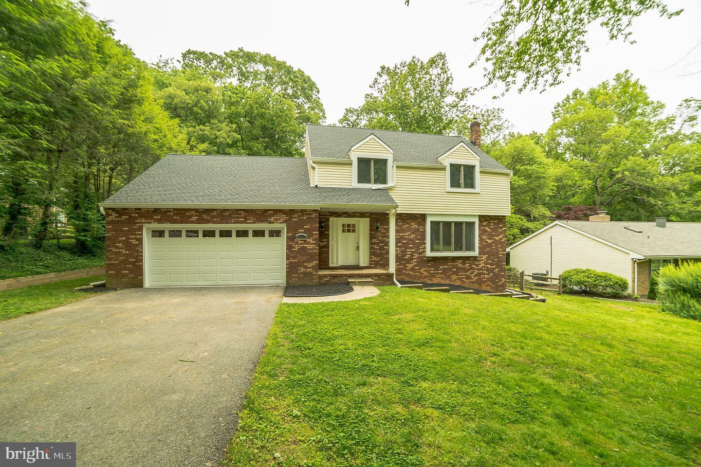 Property Photo:  6211 Oak Hill Drive  MD 21784 