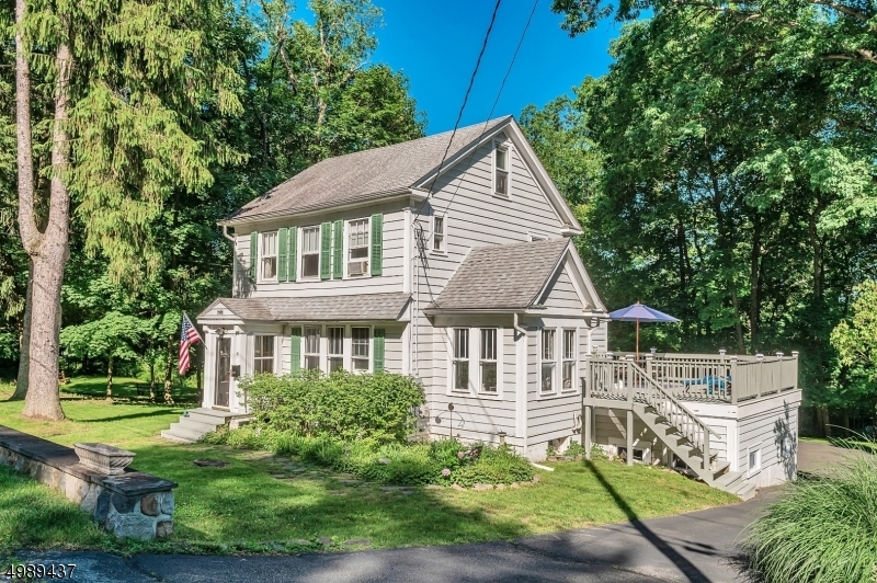 Property Photo: 31 Hilltop Trl NJ 07871