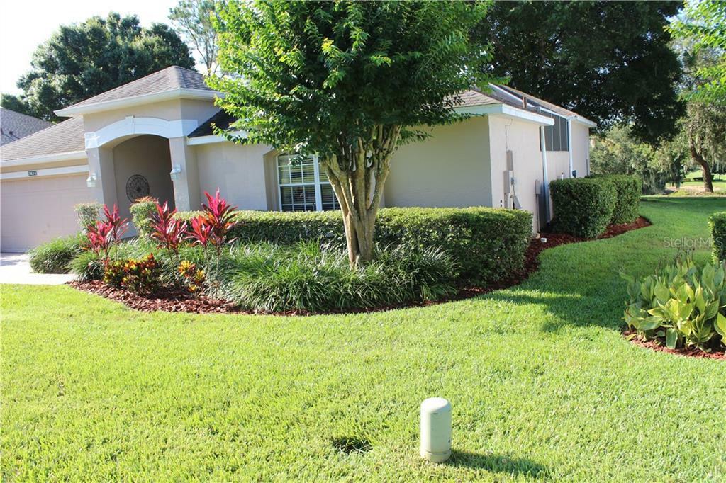 Property Photo:  3614 Kingswood Court  FL 34711 