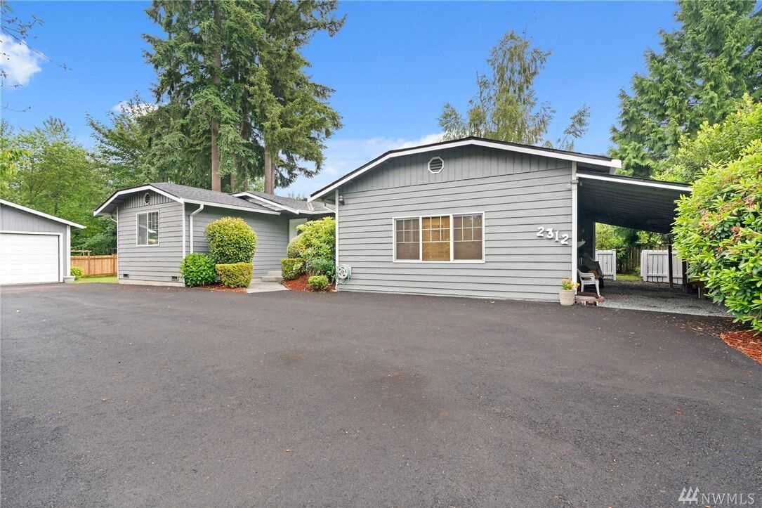 Property Photo:  2312  168th Street SE  WA 98012 