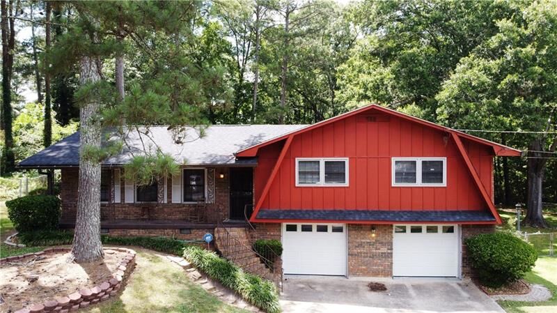 Property Photo:  5675 Morning Creek Circle  GA 30349 