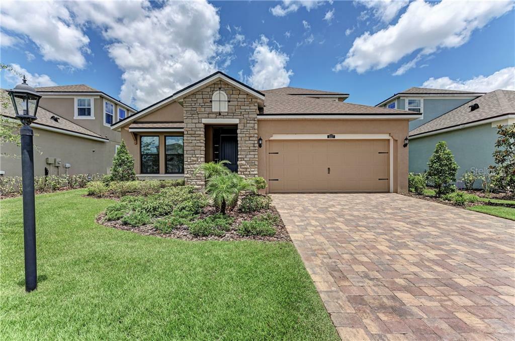 Property Photo:  5327 Applegate Court  FL 34211 