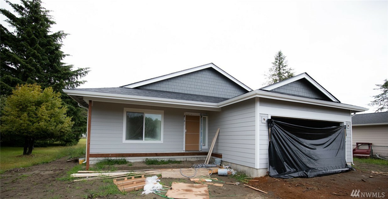 Property Photo:  466 Octopus Ave NE  WA 98569 