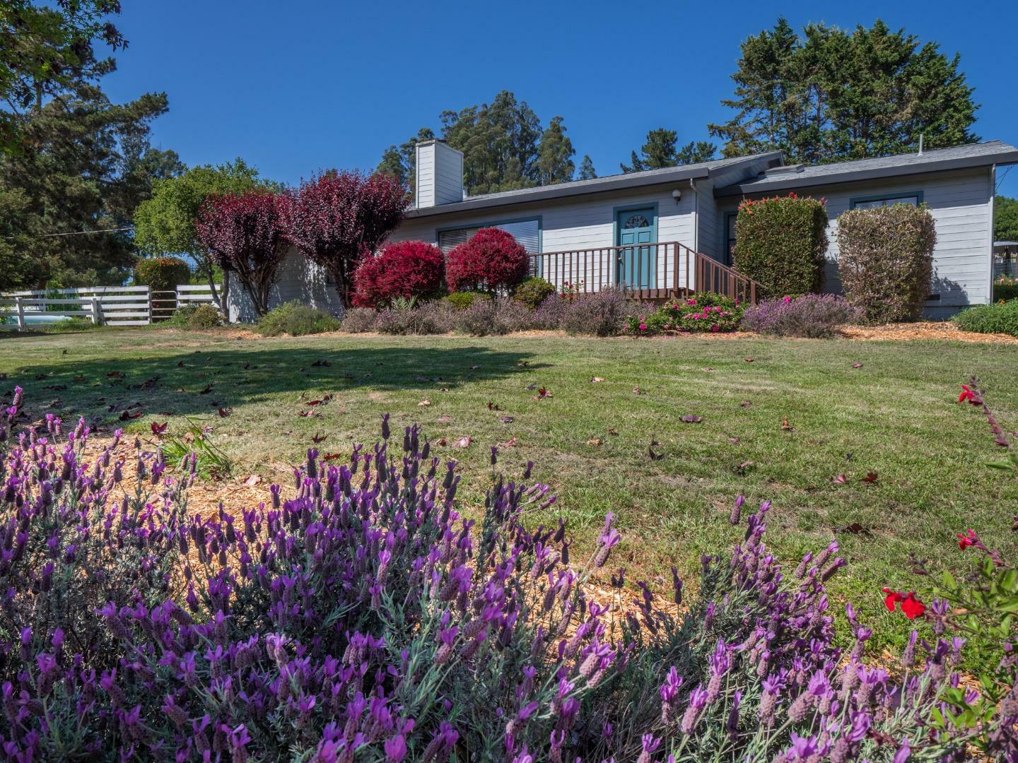 Property Photo:  450 Larkin Valley Road  CA 95076 