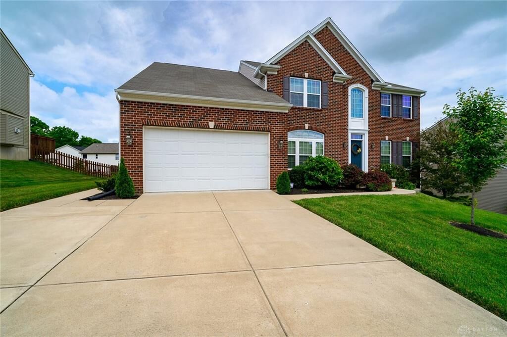 Property Photo: 262 Triple Crown Circle OH 45066