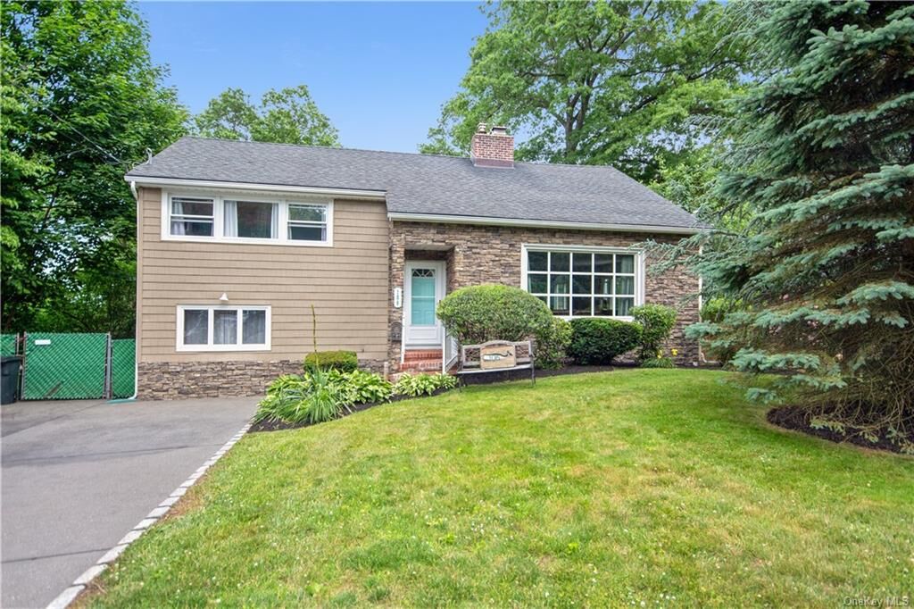 Property Photo: 106 Grandview Avenue NY 10954