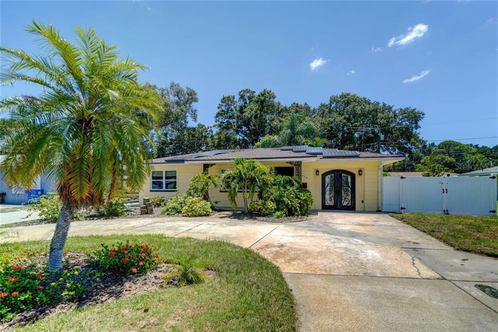 Property Photo:  7976 23rd Avenue N  FL 33710 