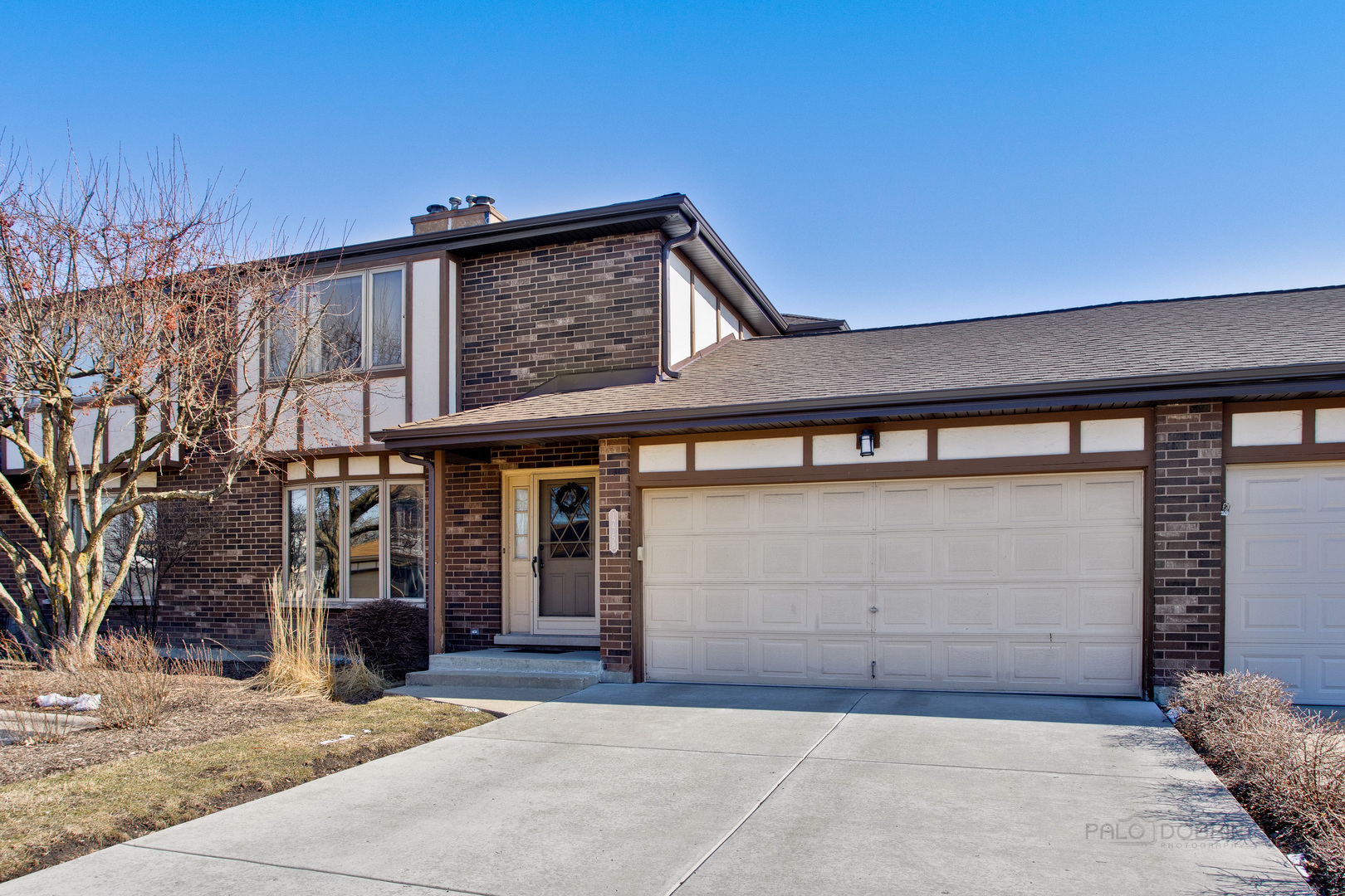 Property Photo:  1775 Lakeview Drive B  IL 60090 