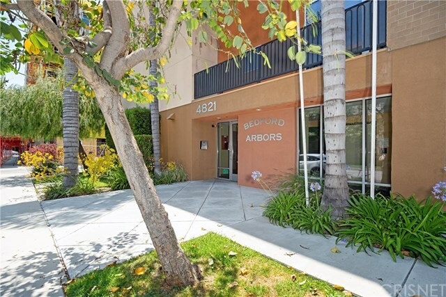 Property Photo:  4821 Bakman Avenue 303  CA 91601 