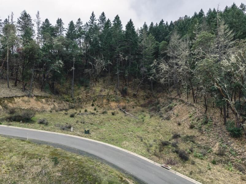 Property Photo: 474 View Top Drive OR 97527