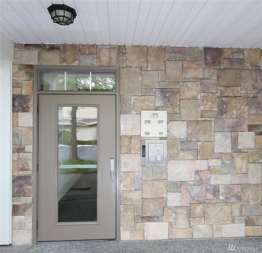 Property Photo:  4567 El Dorado Wy 118  WA 98226 