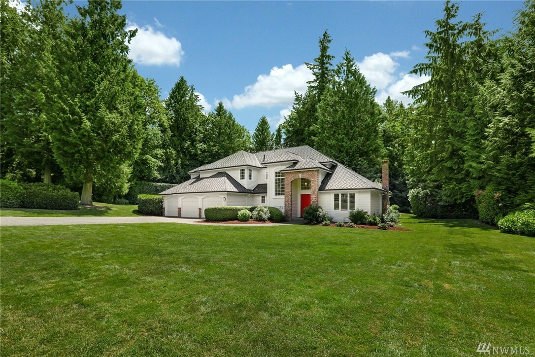 Property Photo:  20731 NE 70th Place  WA 98053 