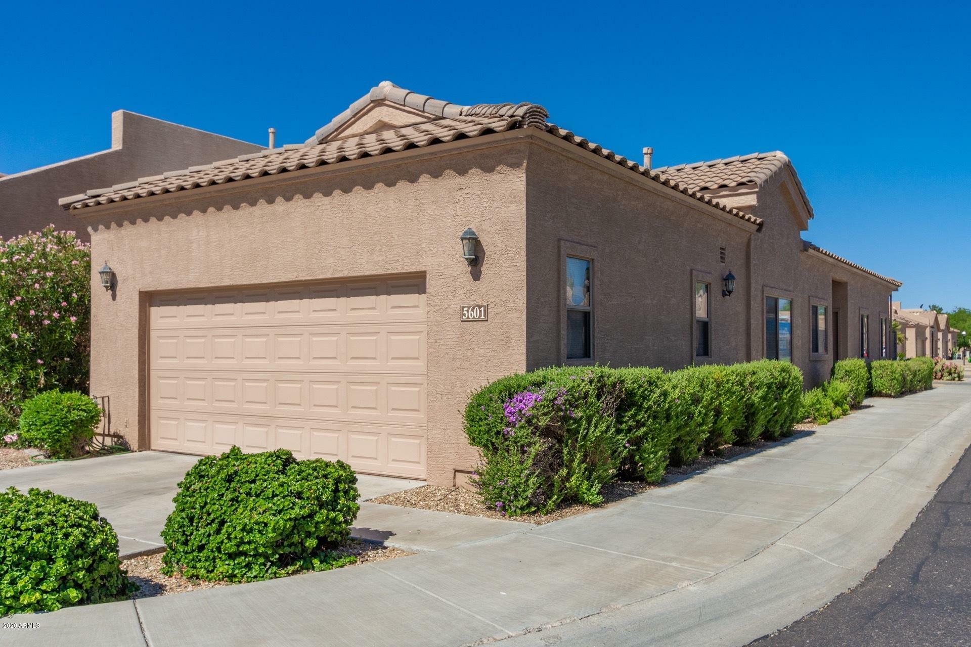 Property Photo:  18650 N 91st Avenue 5601  AZ 85382 