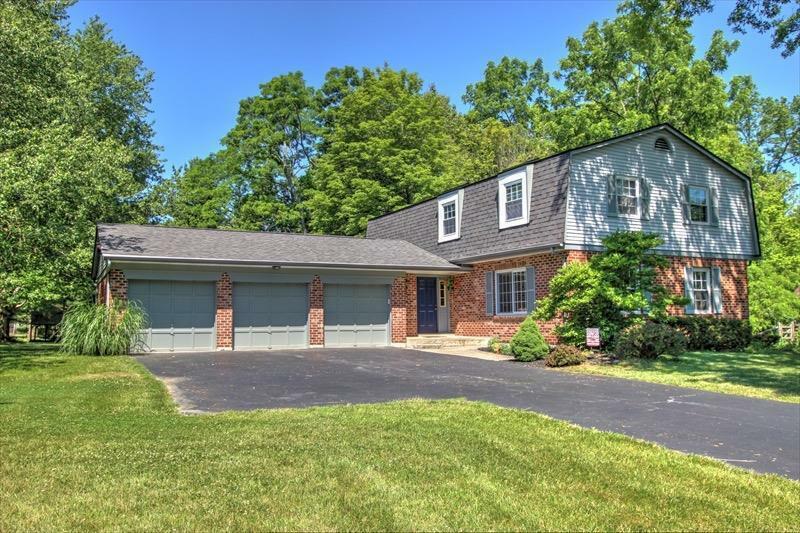 Property Photo: 5997 Woodview Ln OH 45150