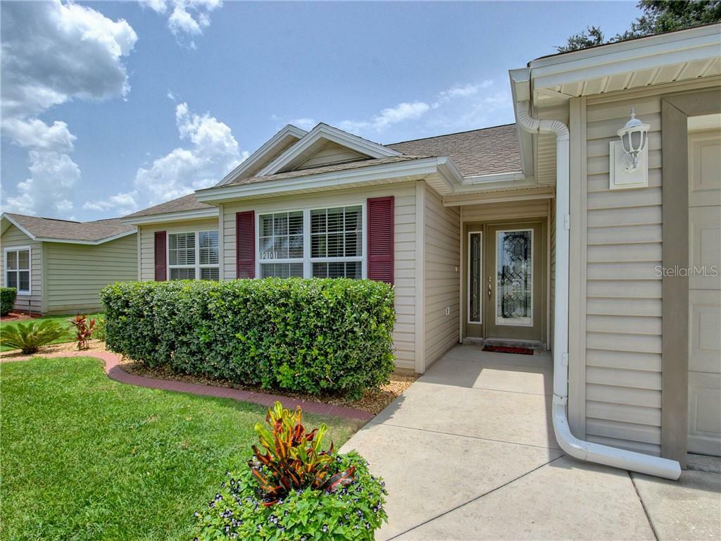 Property Photo:  12101 NE 51st Circle  FL 34484 