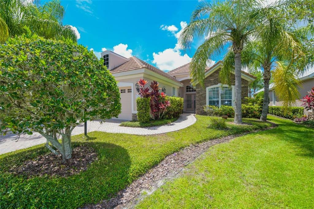 Property Photo: 7122 Orchid Island Place FL 34202