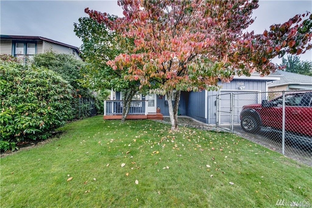 Property Photo:  6025 S Alder Street  WA 98409 