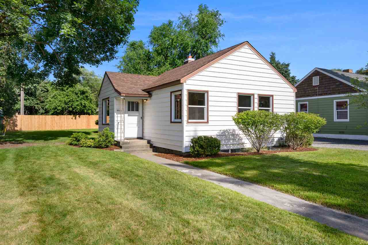 Property Photo: 9910 N Whittier St WA 99218