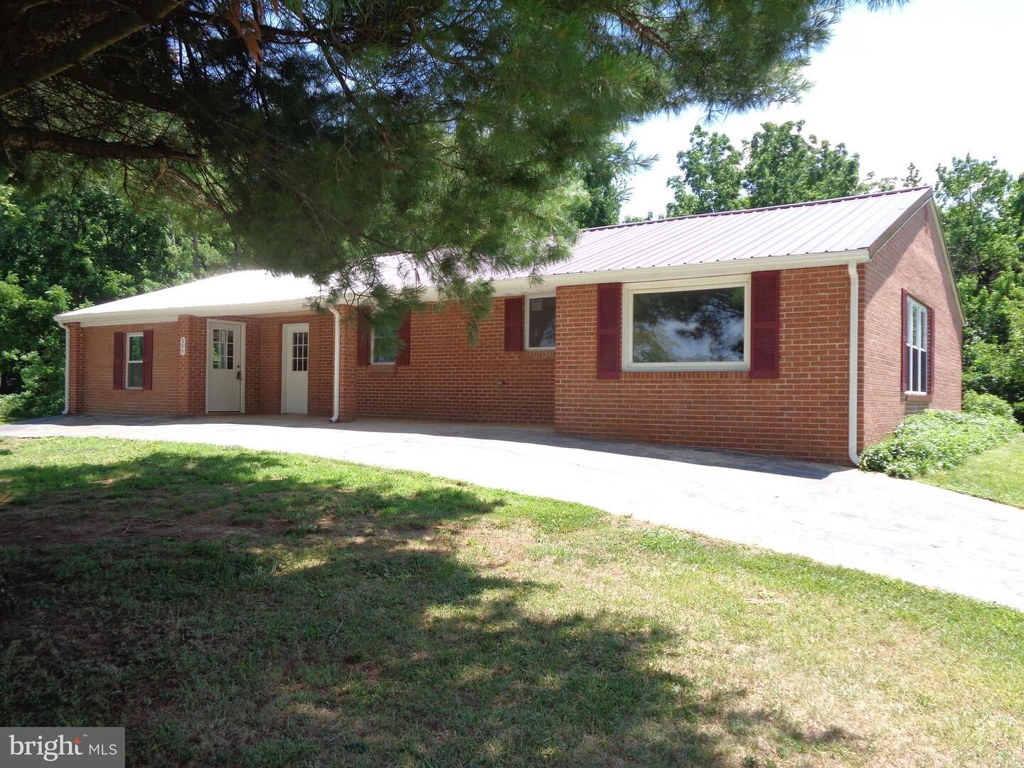 Property Photo: 355 Patriots WV 25425