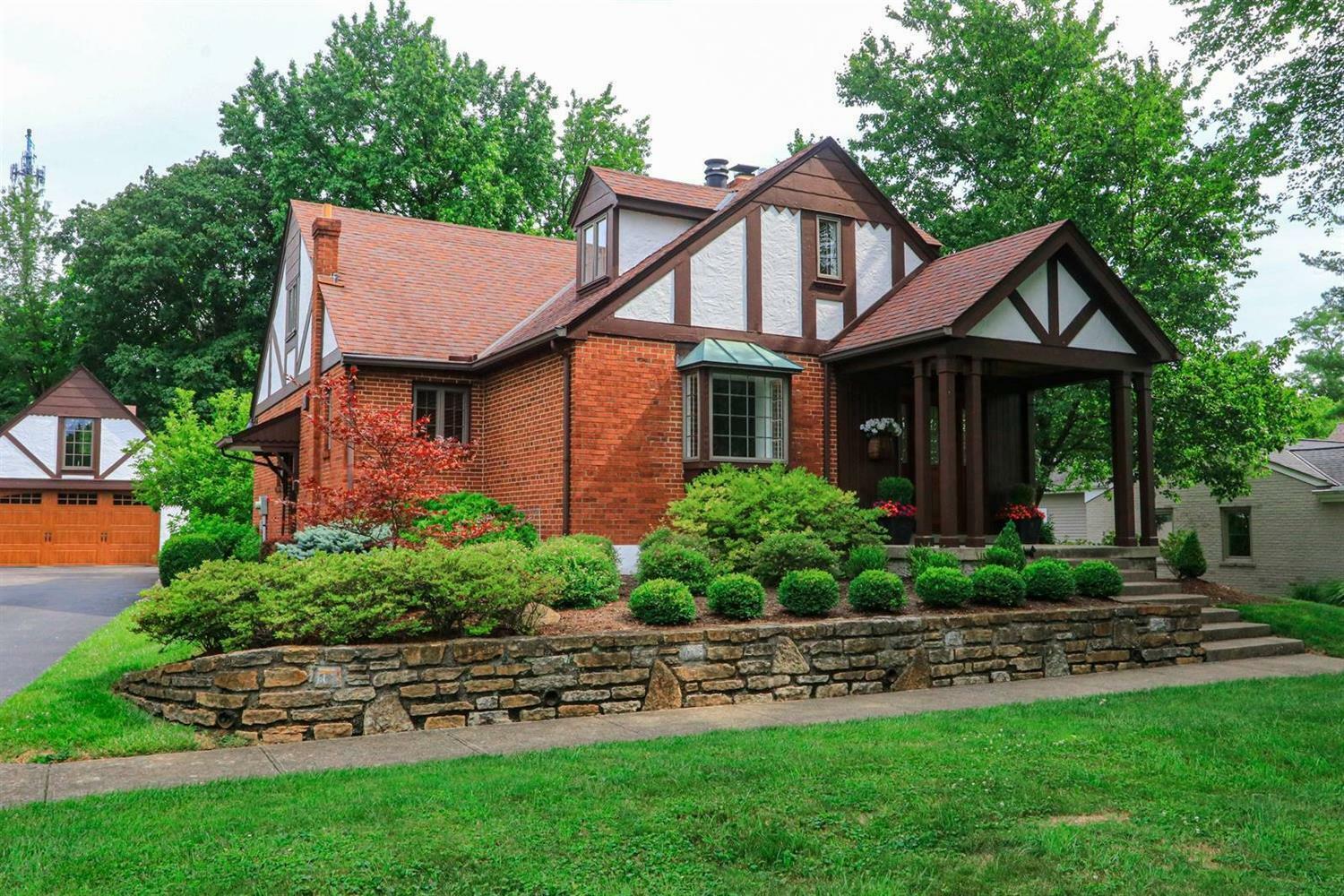 Property Photo:  7850 Finley Ln  OH 45242 