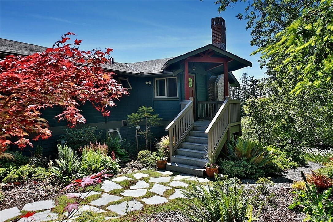 Property Photo: 1752 Fircrest Ave WA 98239