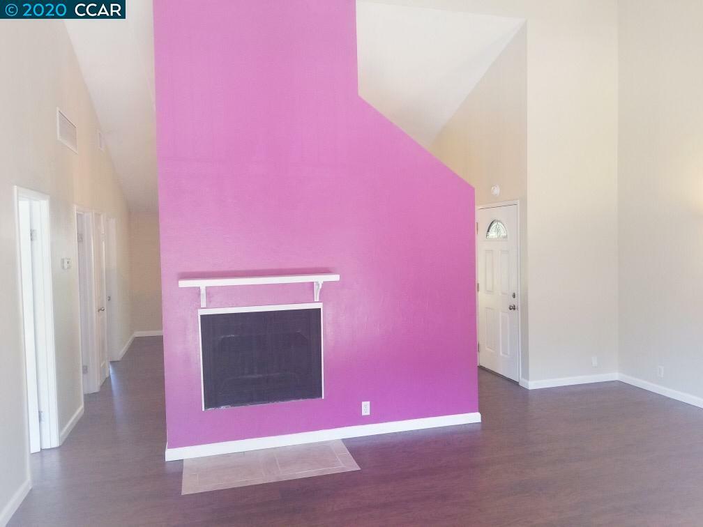 Property Photo: 2063 Ascot Dr 214 CA 94556