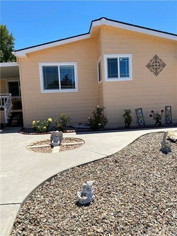 Property Photo:  1220 Bennett Way 110  CA 93465 