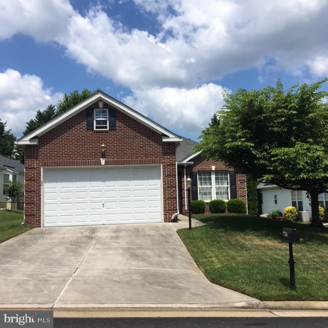 Property Photo: 17268 Four Seasons Drive VA 22025