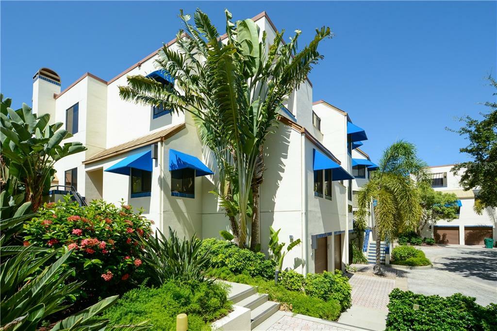 Property Photo:  1906 Harbourside Drive 304  FL 34228 