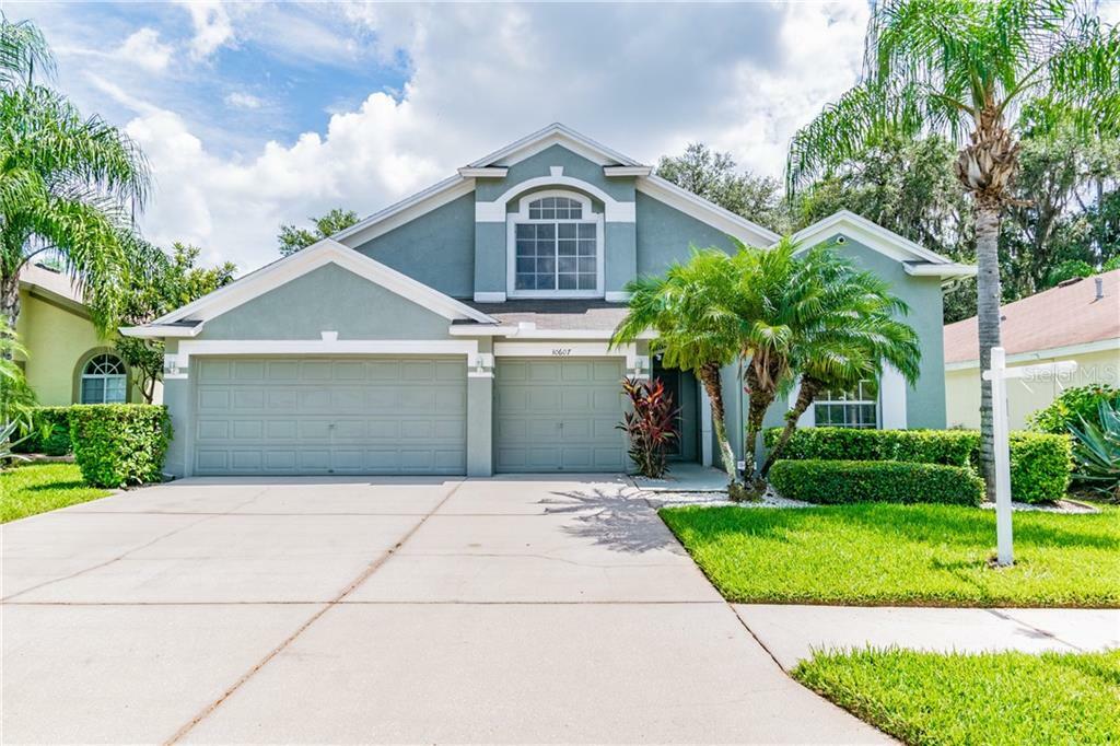 Property Photo:  30607 Lanesborough Circle  FL 33543 