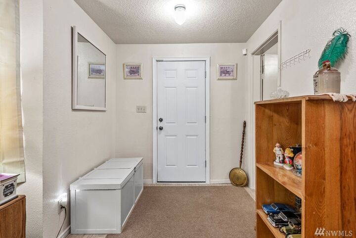 Property Photo:  349  21st Avenue  WA 98632 