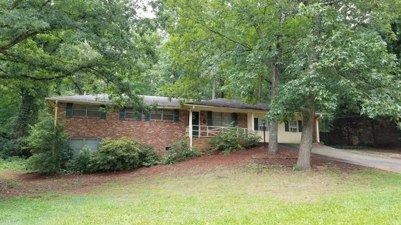 Property Photo: 3429 Rocky Creek Drive GA 30135