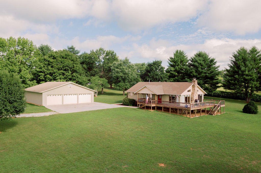 Property Photo:  359 County Road 554  TN 37303 