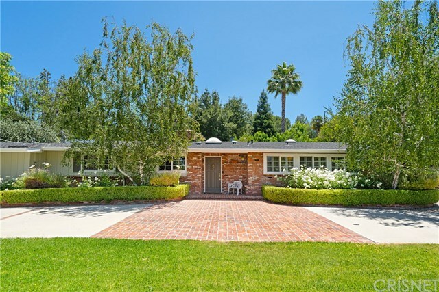 Property Photo:  4834 Poe Avenue  CA 91364 