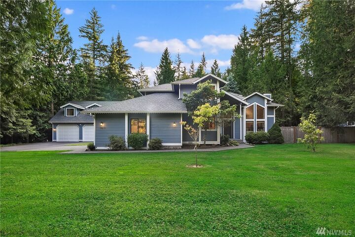 Property Photo: 19613 226th Ave NE WA 98077