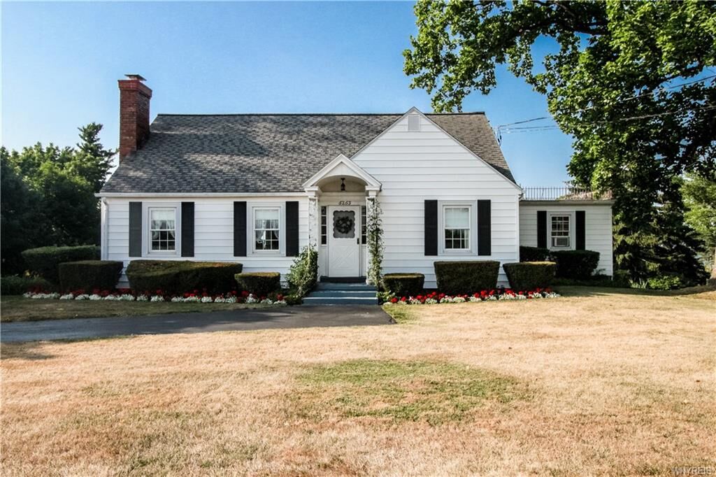 Property Photo:  6263 E Lake Road  NY 14028 