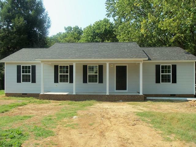 Property Photo:  347 7th Ave  TN 37321 