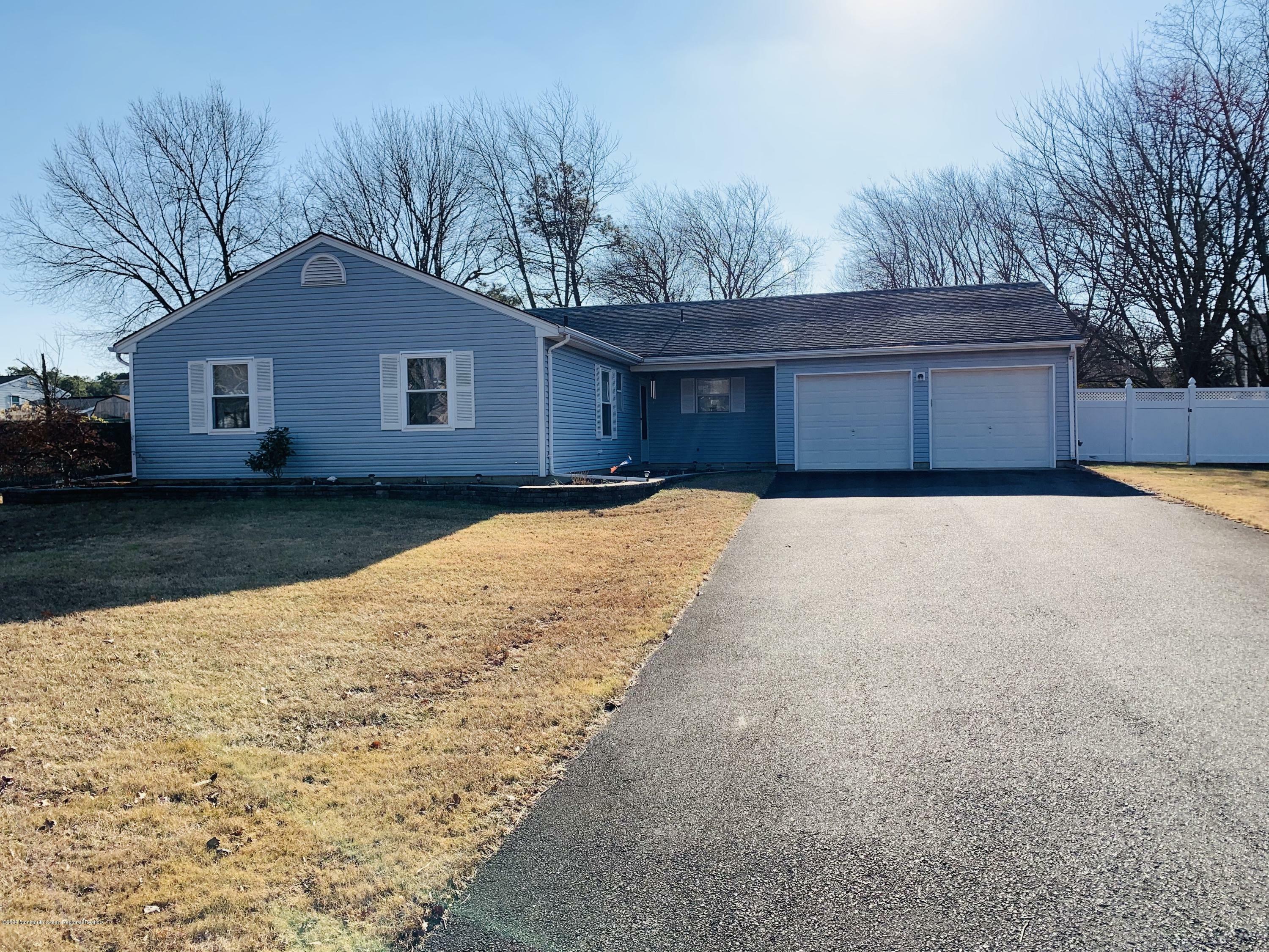 Property Photo:  1097 Verdant Road  NJ 08753 