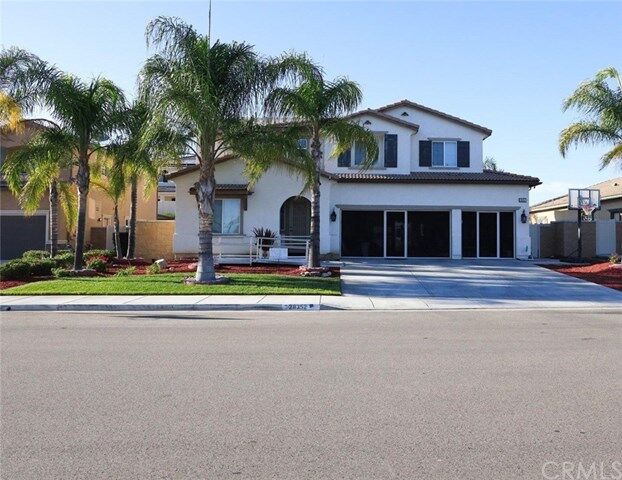 Property Photo: 28352 Tupelo Road CA 92584