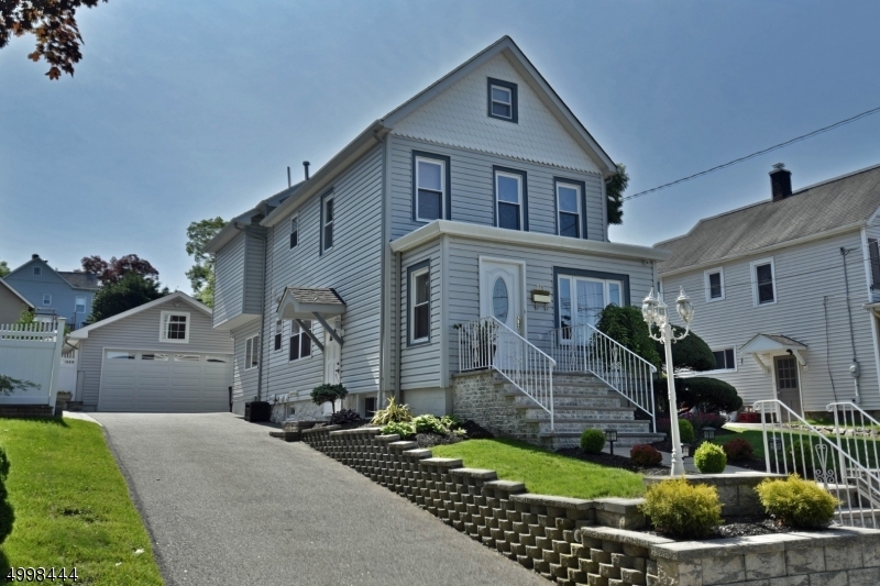 Property Photo:  10 George St  NJ 07405 